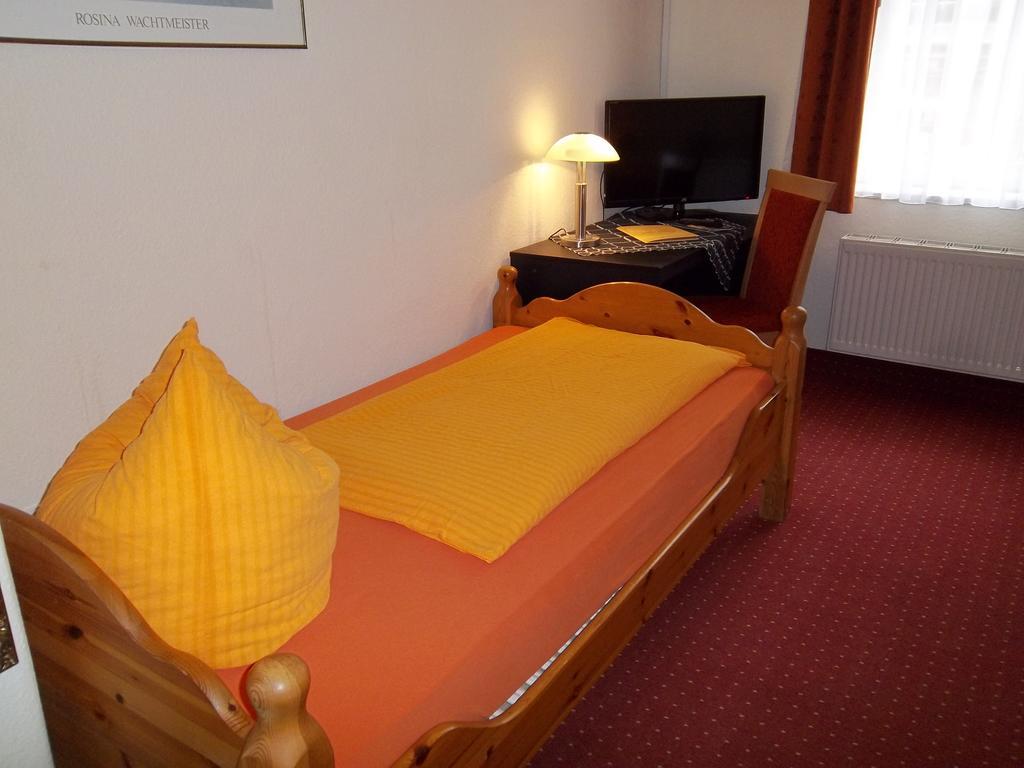 Gaestehaus Loschwitz Дрезден Номер фото