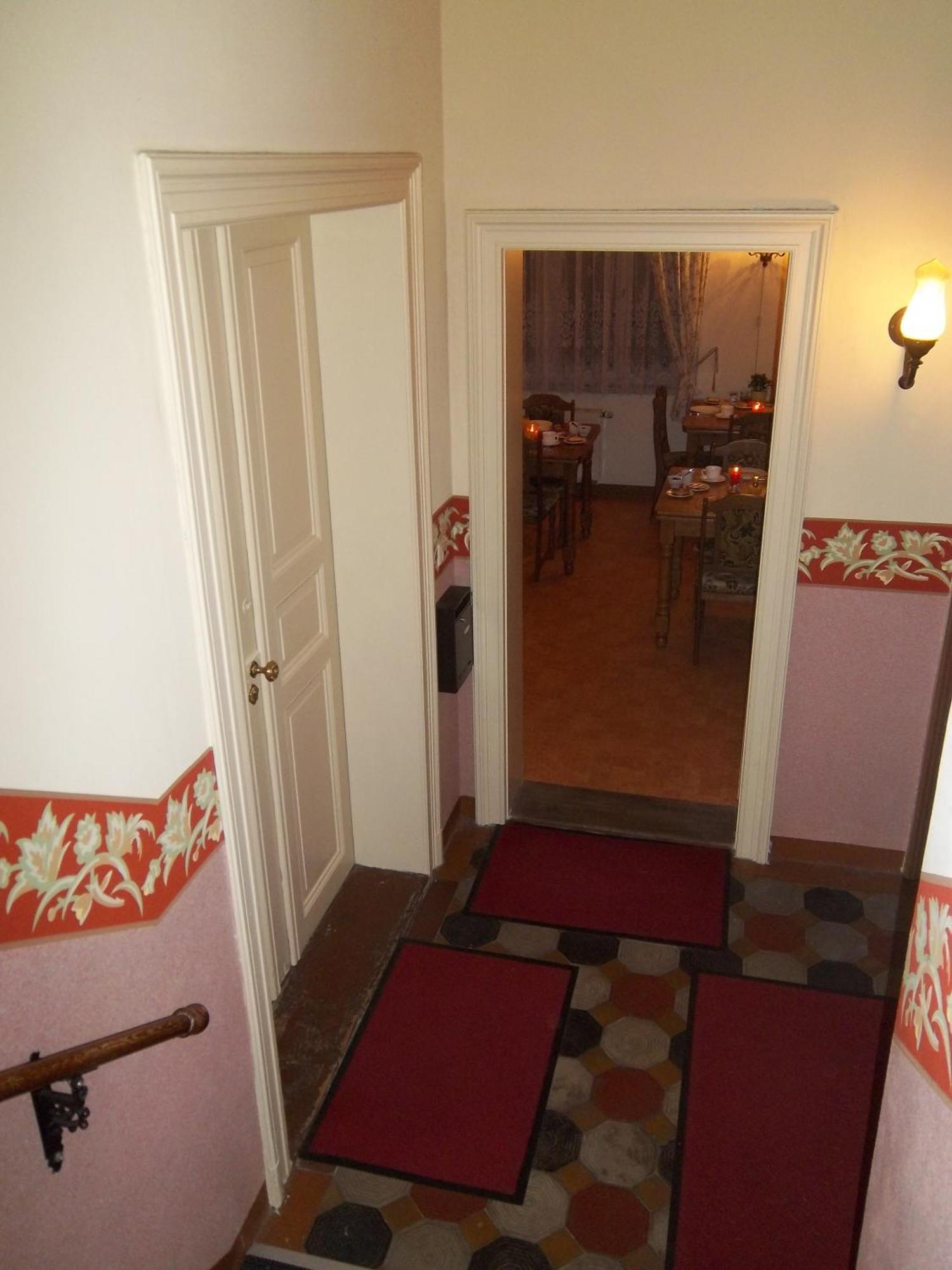 Gaestehaus Loschwitz Дрезден Экстерьер фото